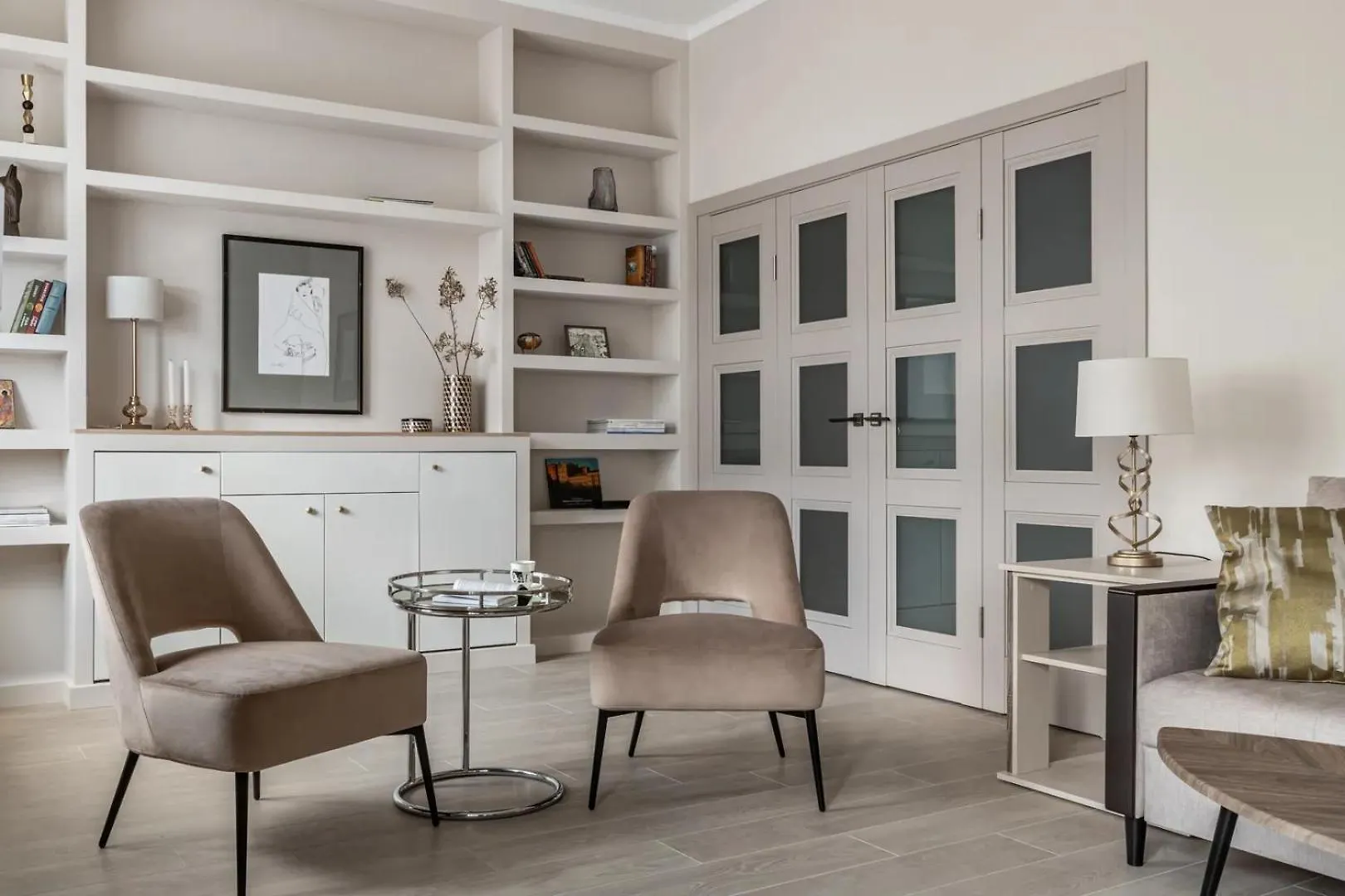 Marc & Spacious And Bright Apartment Antwerp